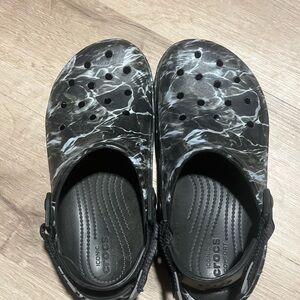 CROCS Kids' Marble Black and Gray Clogs